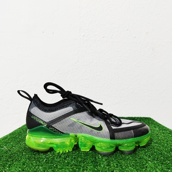 vapormax scream green